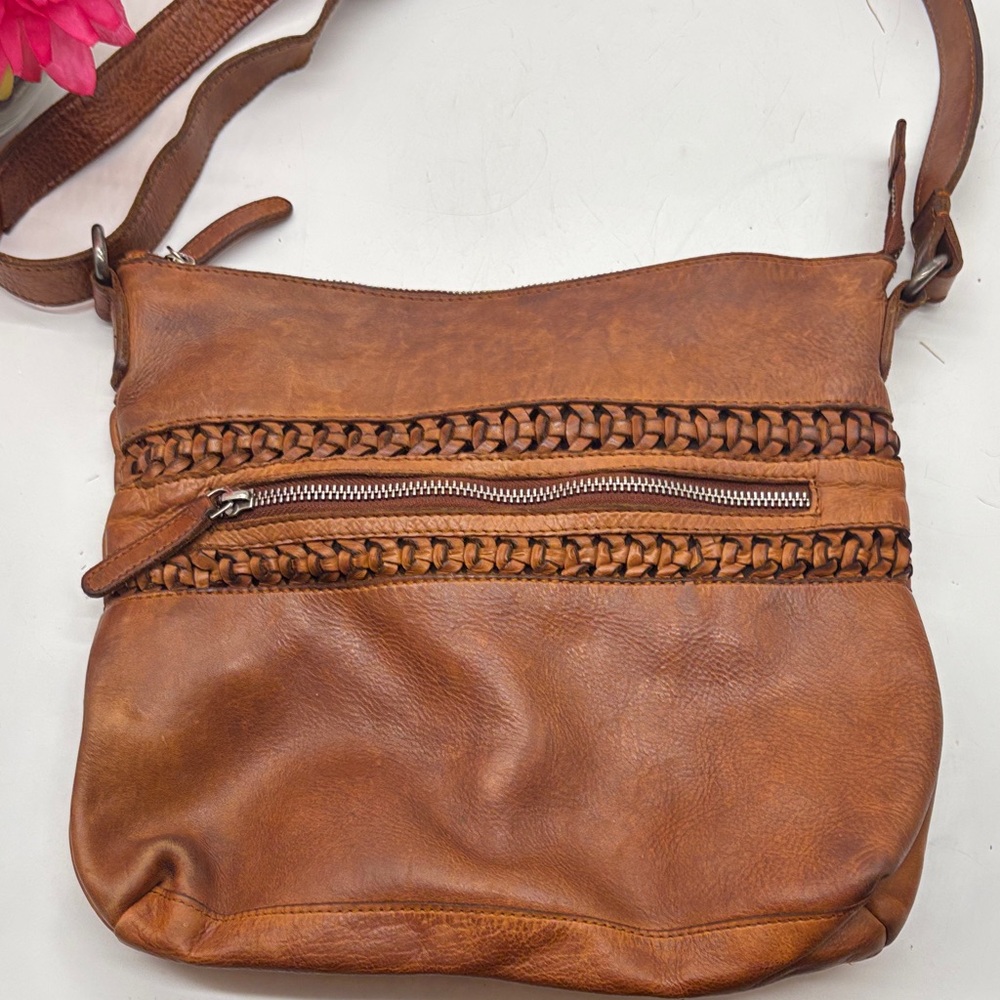 Vilenca Brown Braided Boho Leather Crossbody Bag BRN8530A - Picture 1 of 13
